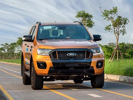 Vẫn Dẫn Đầu Về Xe Bán Tải Và Thương Mại