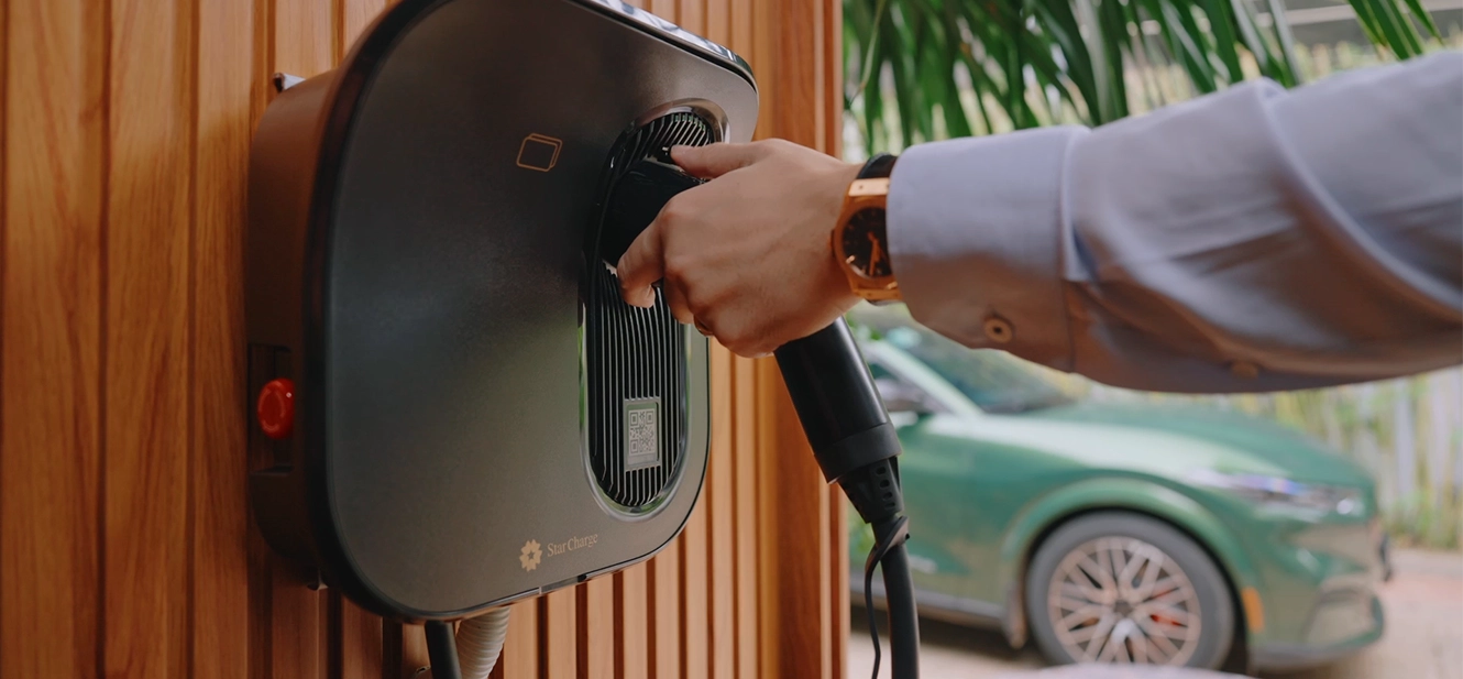 Hệ thống âm thanh Bang & Olufsen cao cấp cùng Apple CarPlay trên Ford Mustang Mach-E