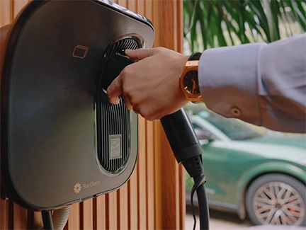 Hệ thống âm thanh Bang & Olufsen cao cấp cùng Apple CarPlay trên Ford Mustang Mach-E