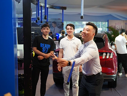 Cầm lái dải sản phẩm mới nhất trên các cung đường thử nghiệm chuyên biệt