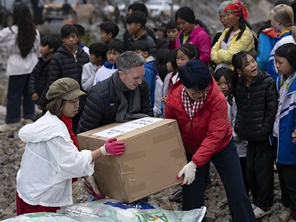 Pickup Truck Capability Used to Support the Community