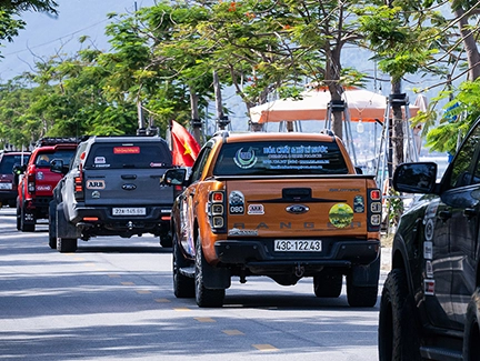Hàng trăm xe bán tải Ford Ranger quy tụ tại Ngày hội Bán tải Việt Nam 2026 ở Lăng Cô, Huế.
