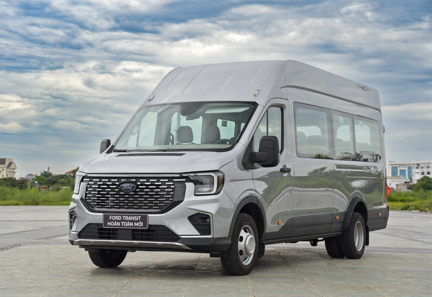 Transit Premium 16 Seats