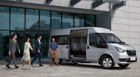 Ford Transit 2022: Xe Du Lịch 16 Chỗ cho Gia Đình & Doanh Nghiệp | Ford VN