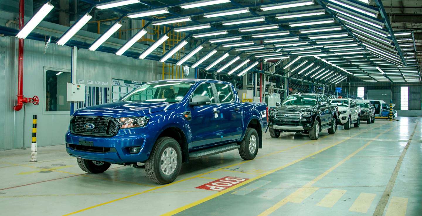 Ford Ranger “lăn bánh” khỏi dây chuyền sản xuất