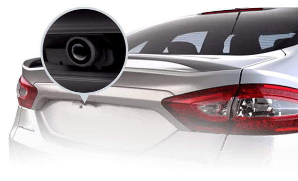 engineering-rear-parking-sensors-camera-colsplit-image-1